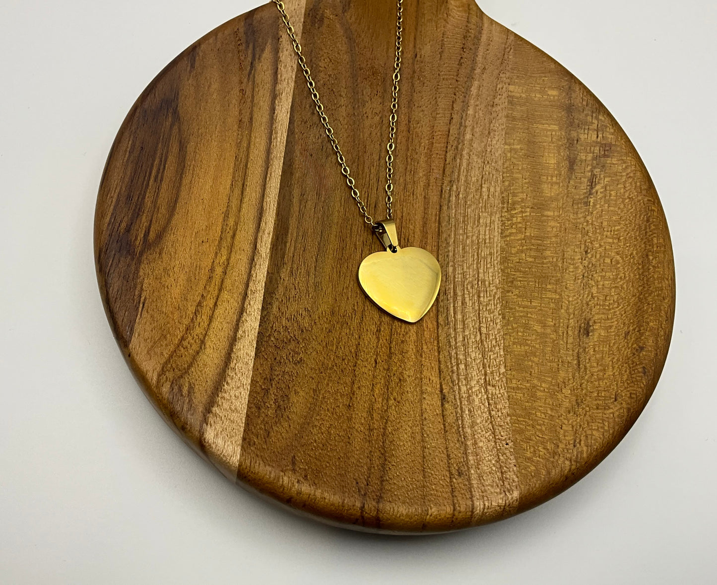 Centered Heart Necklace Blank - Gold