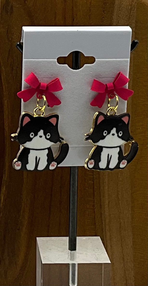 Tuxedo cat earrings