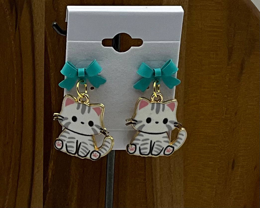 Grey and white cat earrings