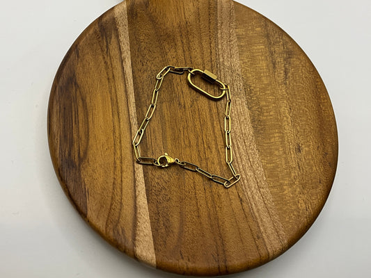 Carabiner bracelet gold