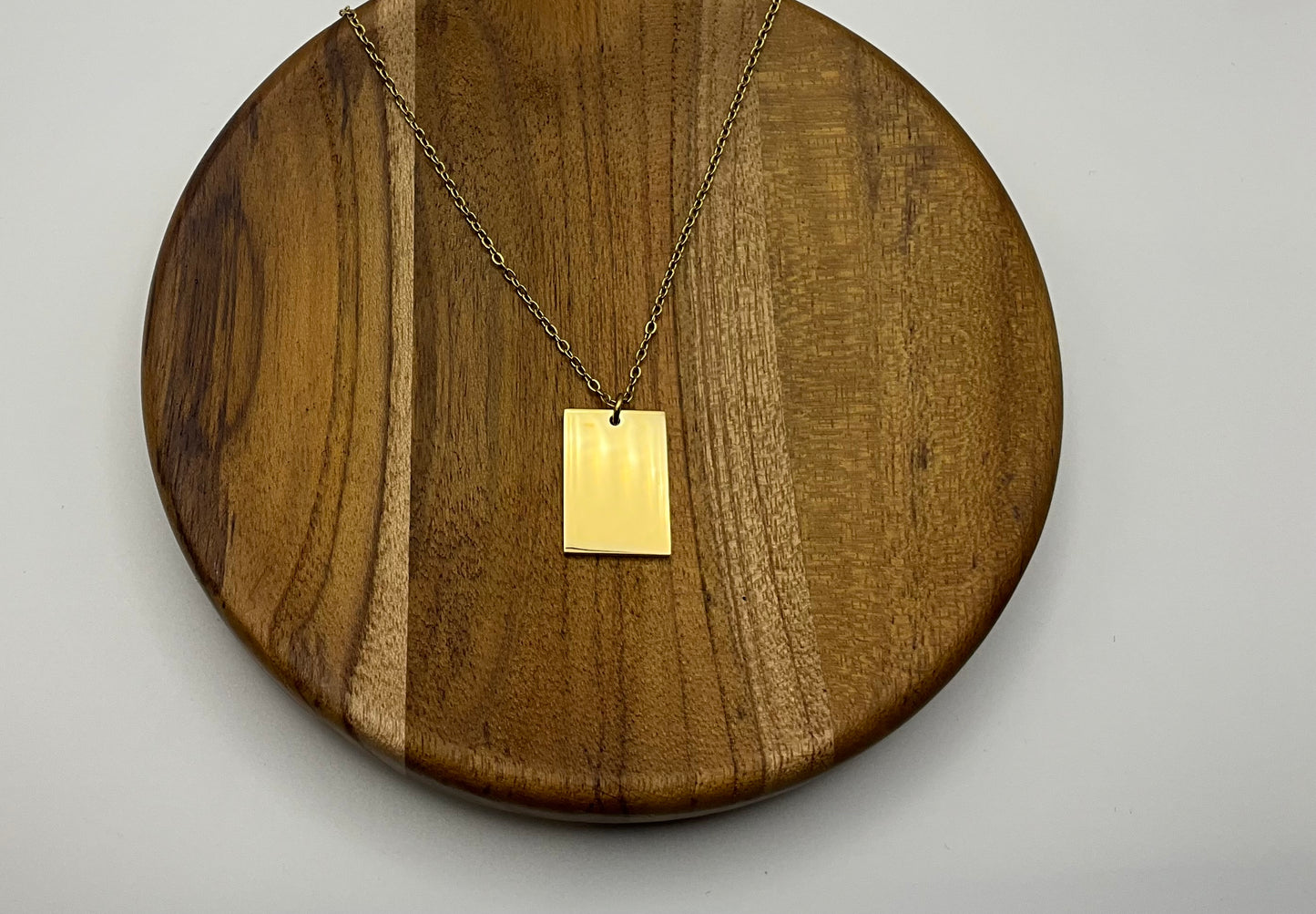 Wide Rectangle Pendant Necklace Blank - Gold