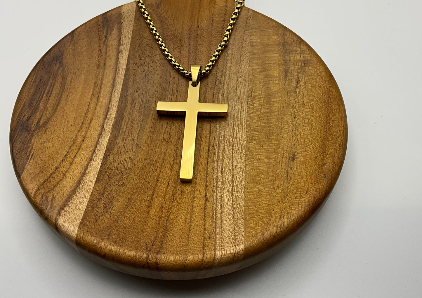 Men’s Gold Cross Pendant Necklace