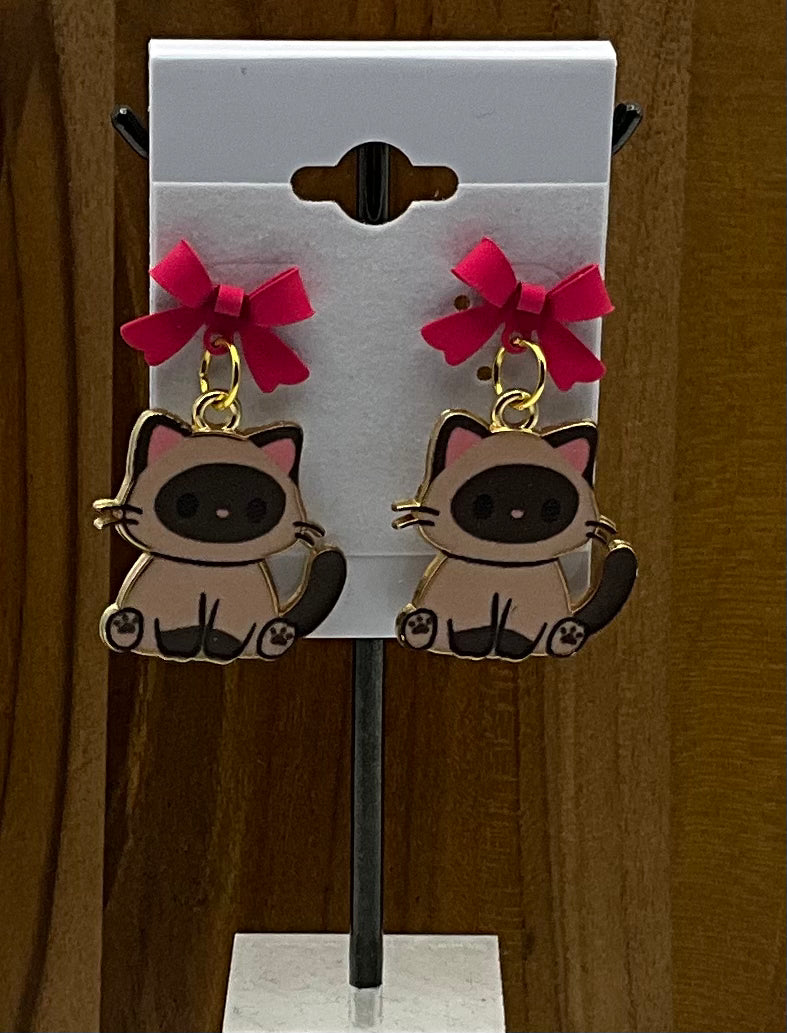 Siamese cat earrings
