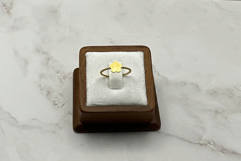 Gold Flower Ring